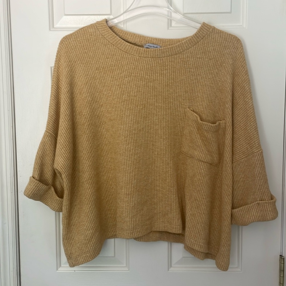 Women’s slouchy crop Sweater Medium